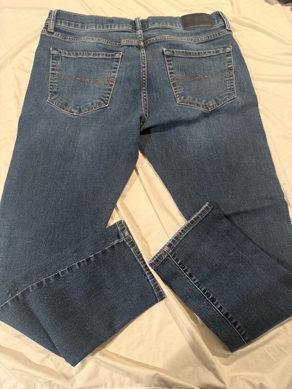 Lucky Brand Men’s Denim Jeans - Picture 2 of 5